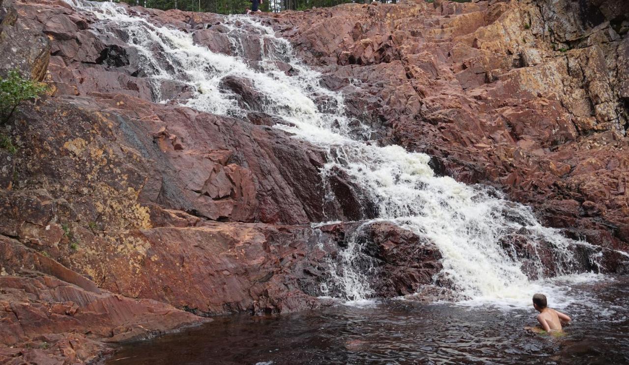 Stuga Ekesberget Stugby Ekshärad Exteriér fotografie